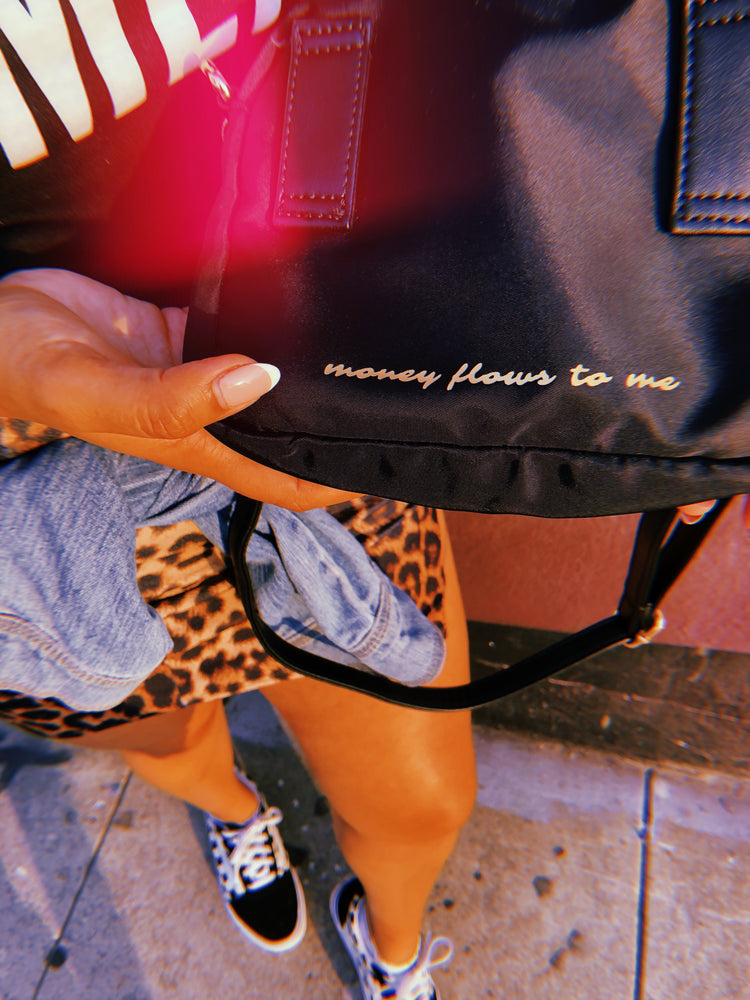 Mindset Mami ~ Money Flows to Me Bag 💰✨ BLACK